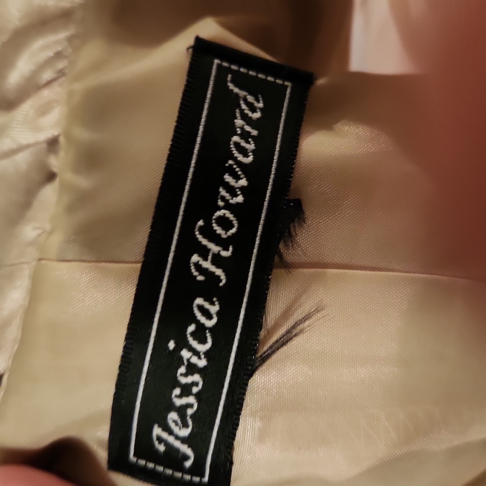 Jessica Howard gold party dress - Picture 10 of 12